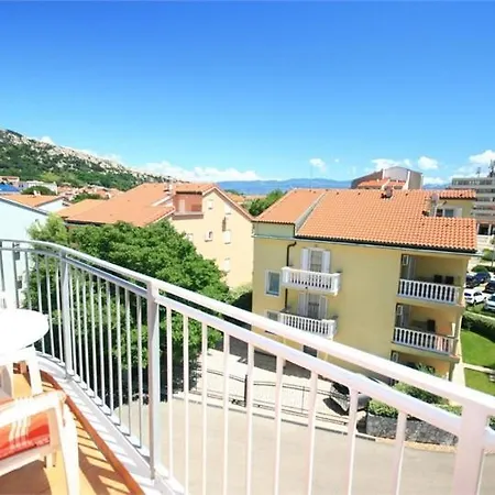 Beautiful Lovorka 6 , Baska, Krk Apartment Baška